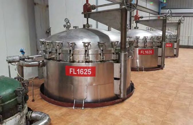 Reﬁning Production Line